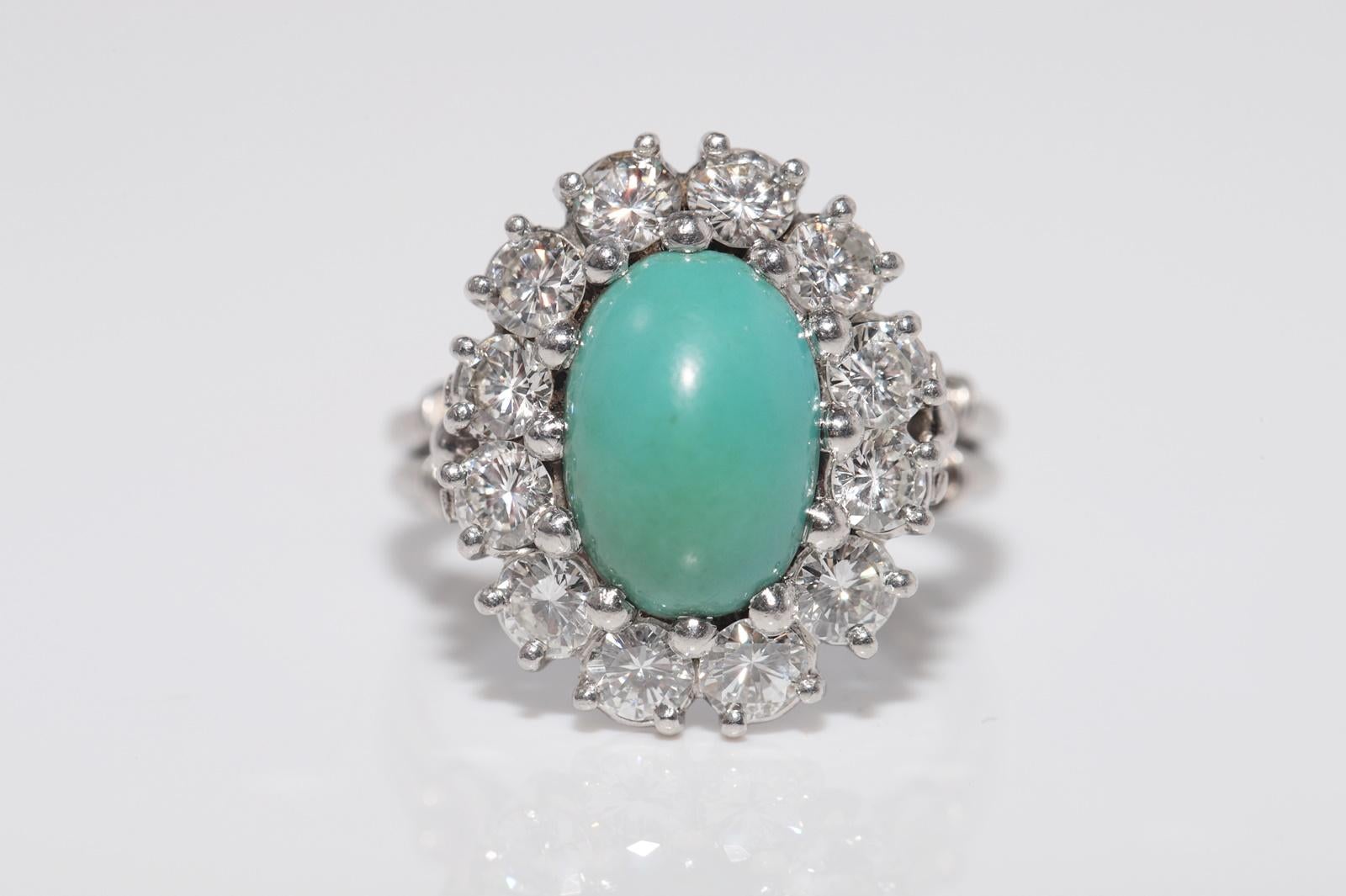 Vintage Circa 1970er Jahre Platin Natürlicher Diamant und Türkis Dekorierter Ring (Brillantschliff) im Angebot