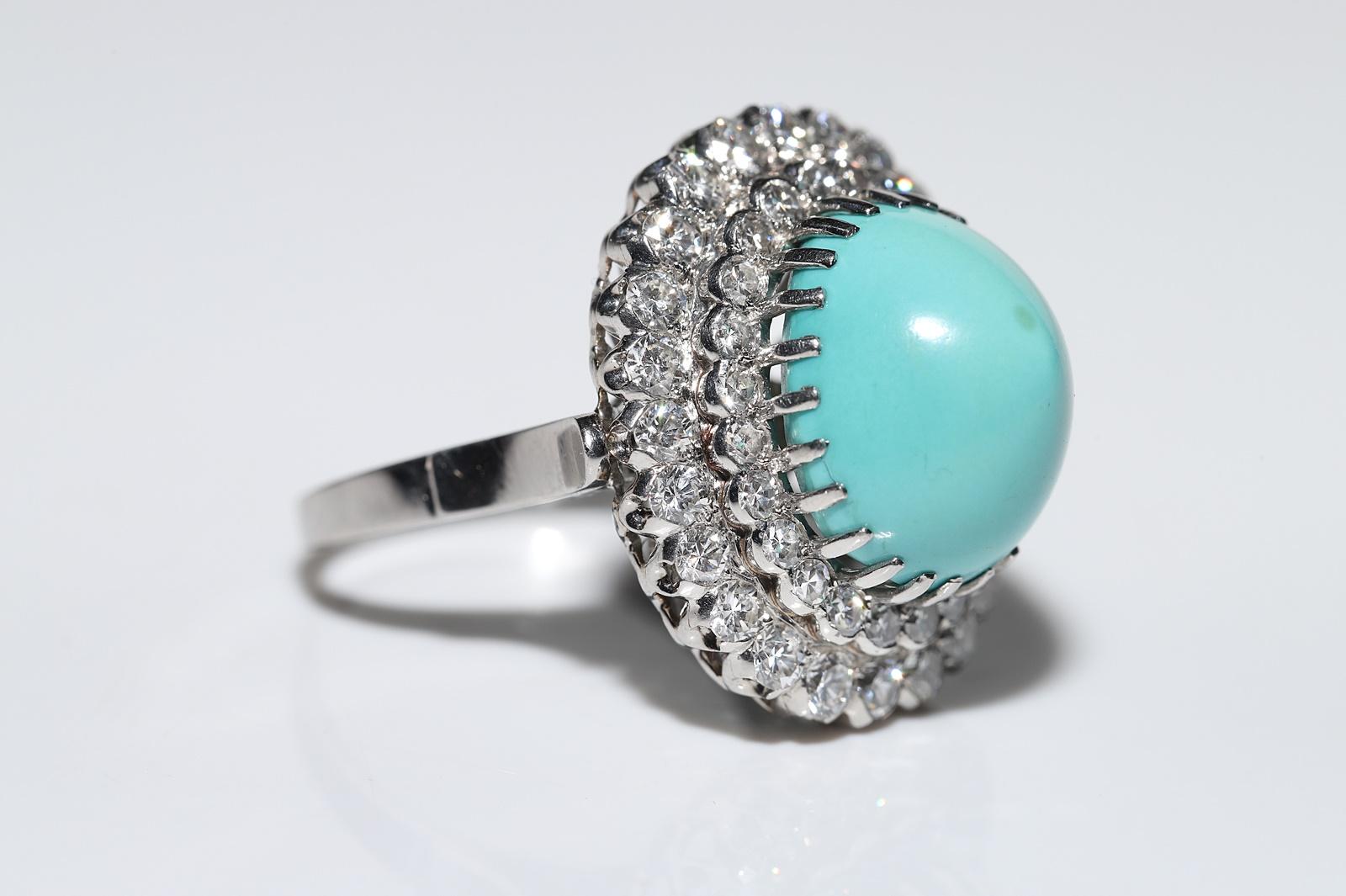 Vintage Circa 1970s Platinum Natural Diamond And Turquoise Decorated Ring For Sale 2