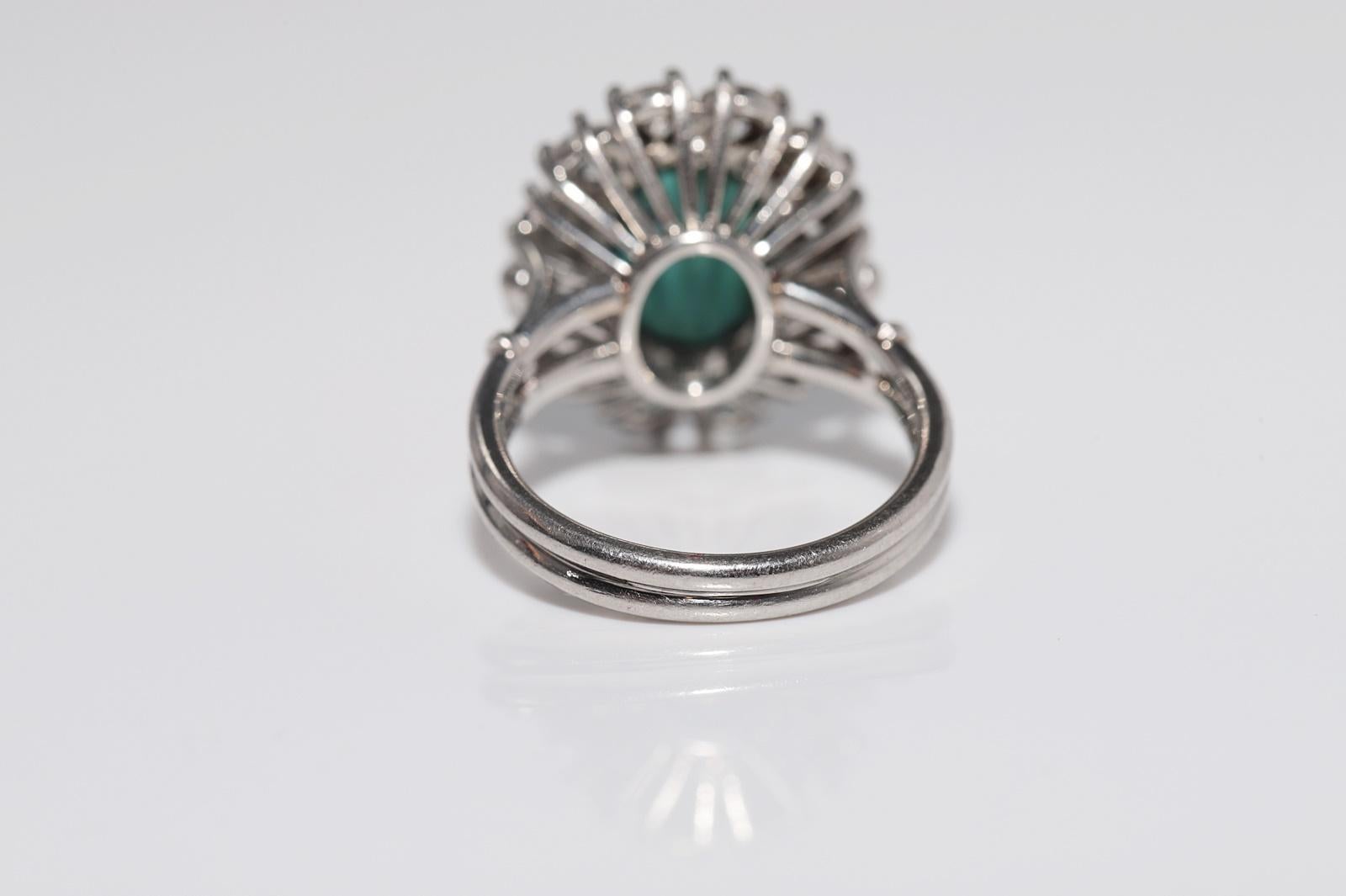 Vintage Circa 1970er Jahre Platin Natürlicher Diamant und Türkis Dekorierter Ring im Angebot 2