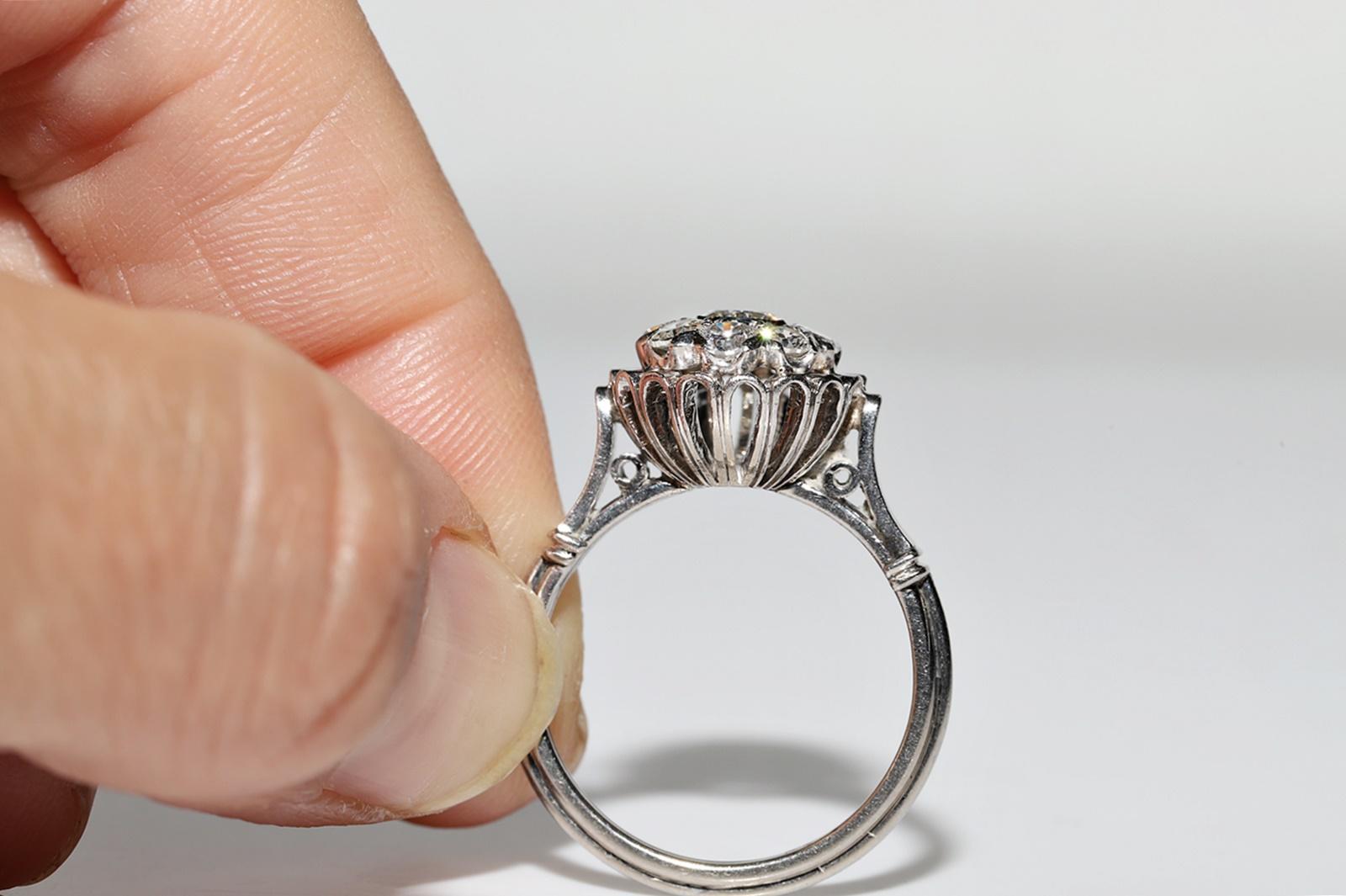 Vintage Circa 1970s Platinum Natural Diamond Decorated Ring  For Sale 10