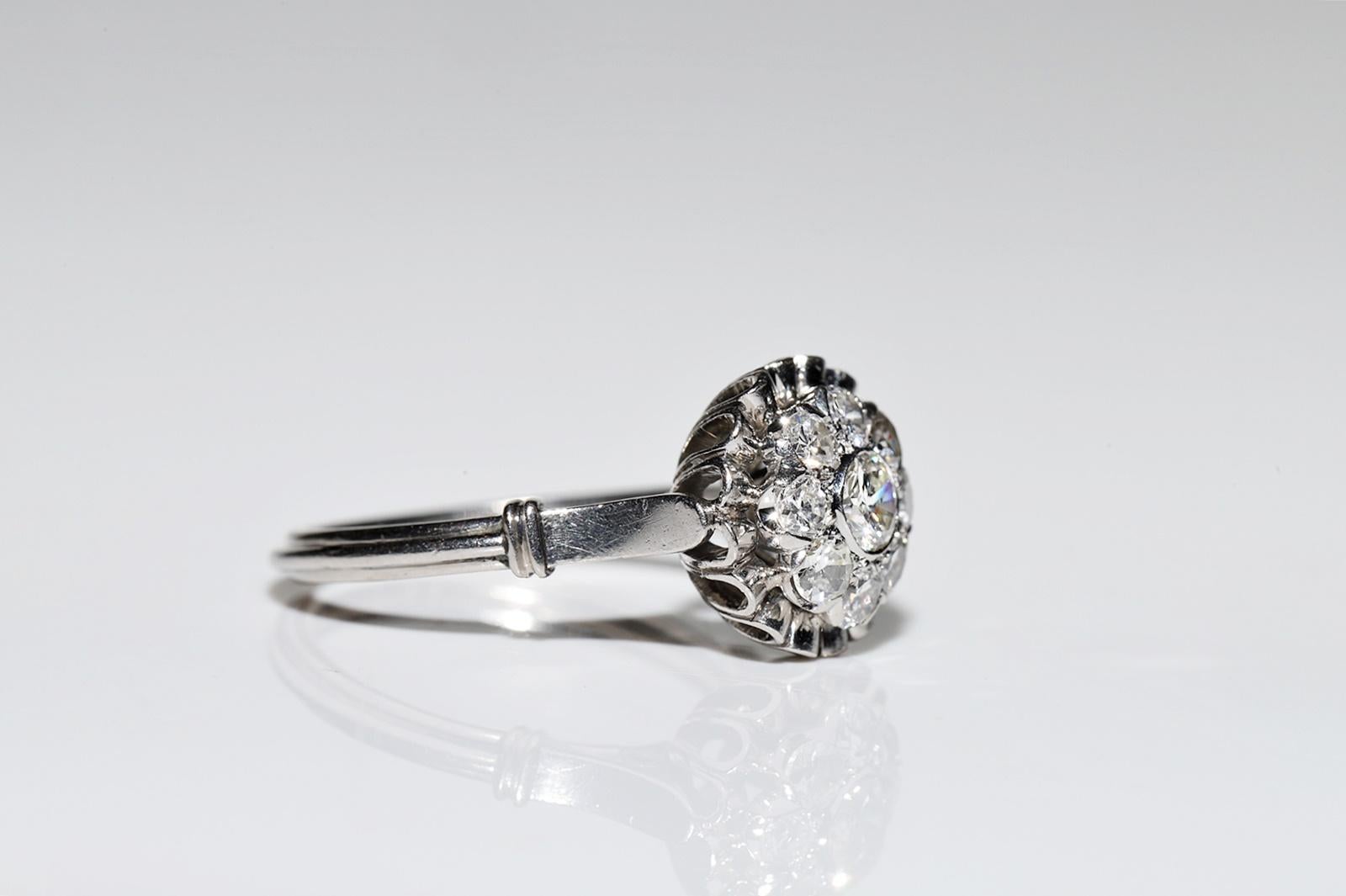 Vintage Circa 1970s Platinum Natural Diamond Decorated Ring  For Sale 1