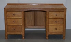 Vintage circa 1970s Robert Thompson Mouseman Oak Kneehole Desk Dressing Table