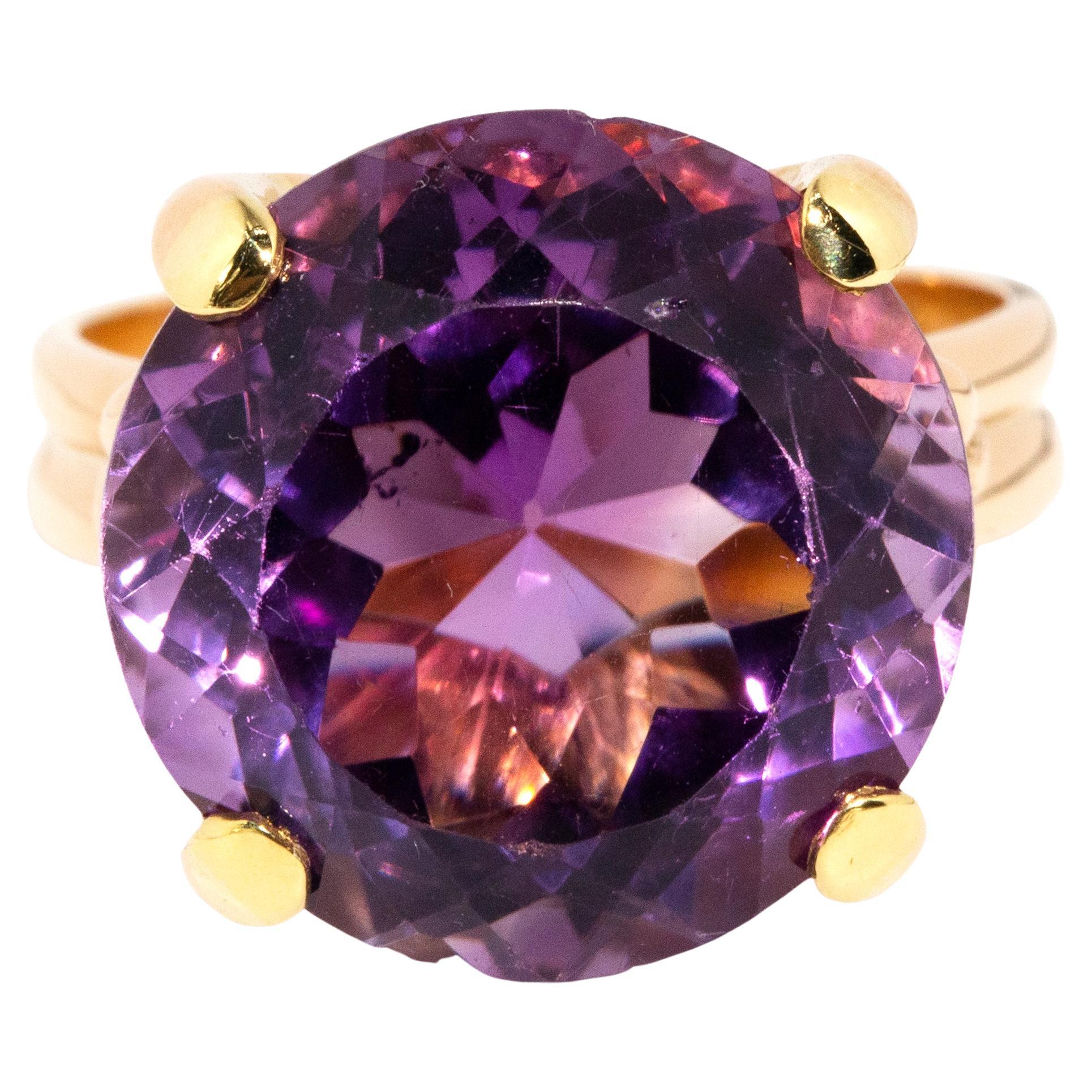 Vintage Circa 1970s Round Amethyst Solitaire Cocktail Ring 14 Carat Yellow Gold For Sale