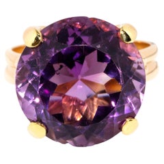 Vintage Circa 1970s Round Amethyst Solitaire Cocktail Ring 14 Carat Yellow Gold