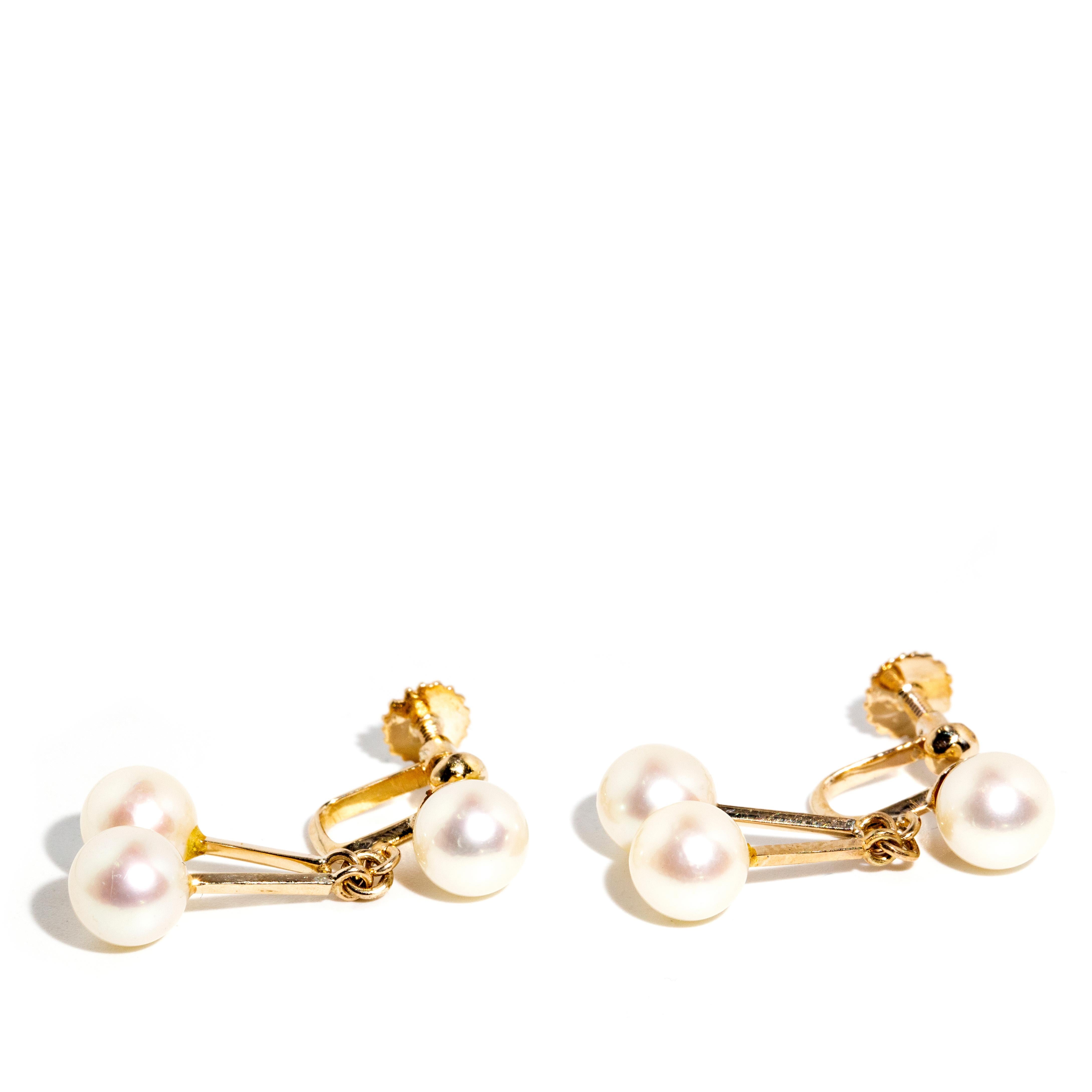 Modern Vintage Circa 1970s Vintage Cultured Pearl Clip On Earrings 14 Carat Yellow Gold For Sale