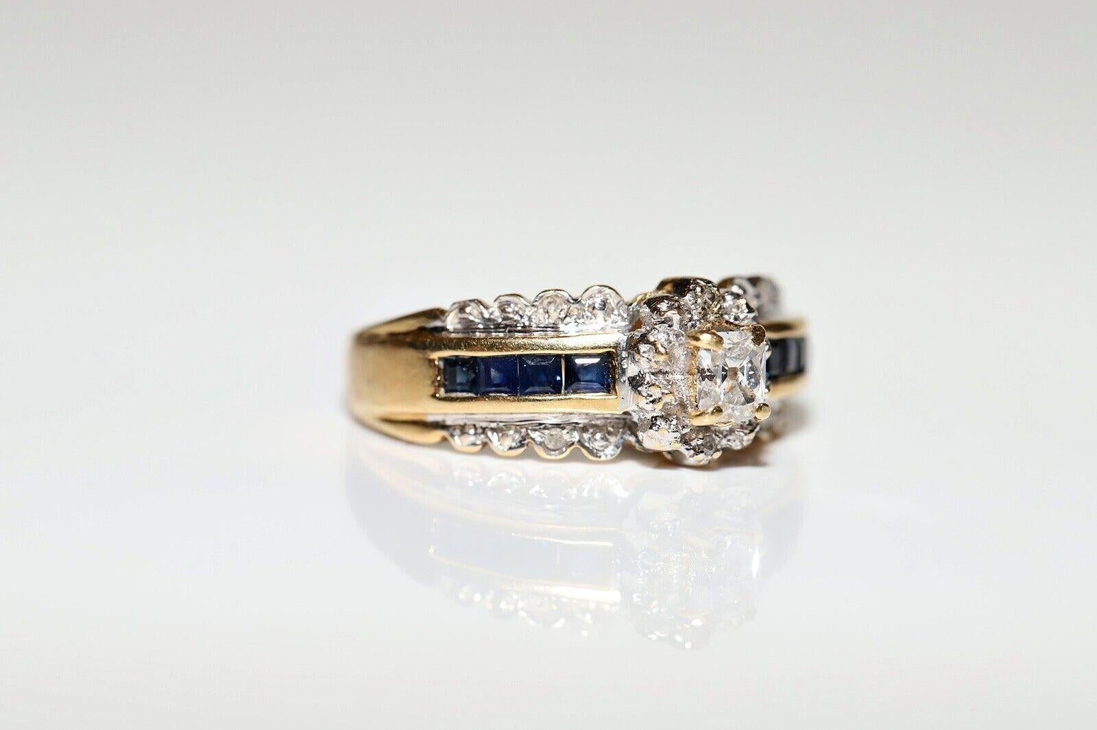 Vintage Circa 1980 18k Gold Natural Diamond And Sapphire Decorated Ring  For Sale 4