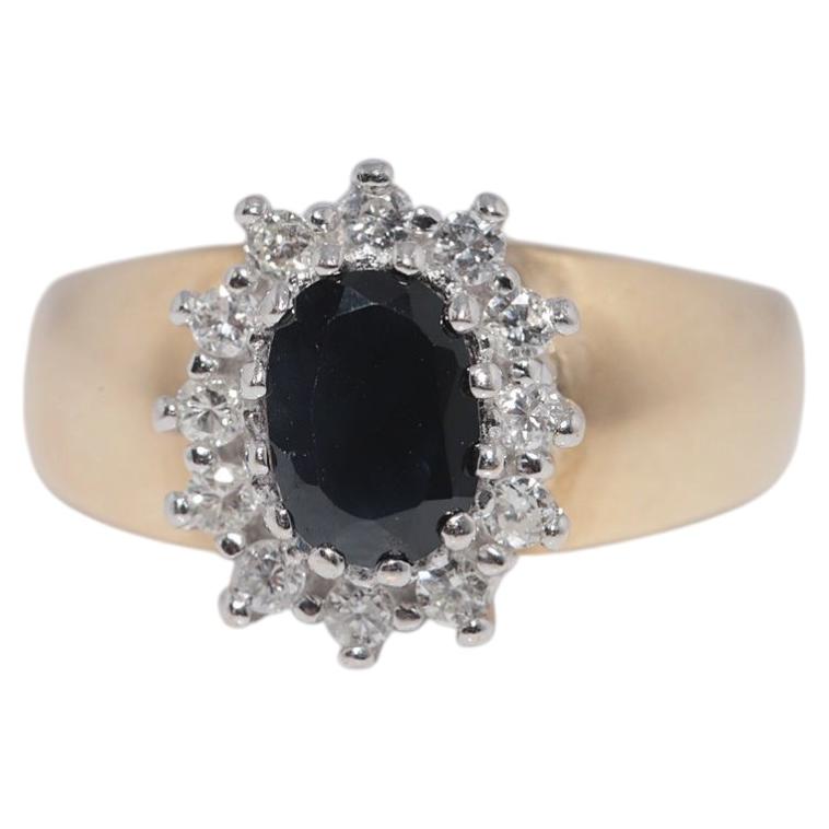 Vintage Circa 1980s 14k Gold Estate Natural Diamond And Oval Cut Sapphire Ring