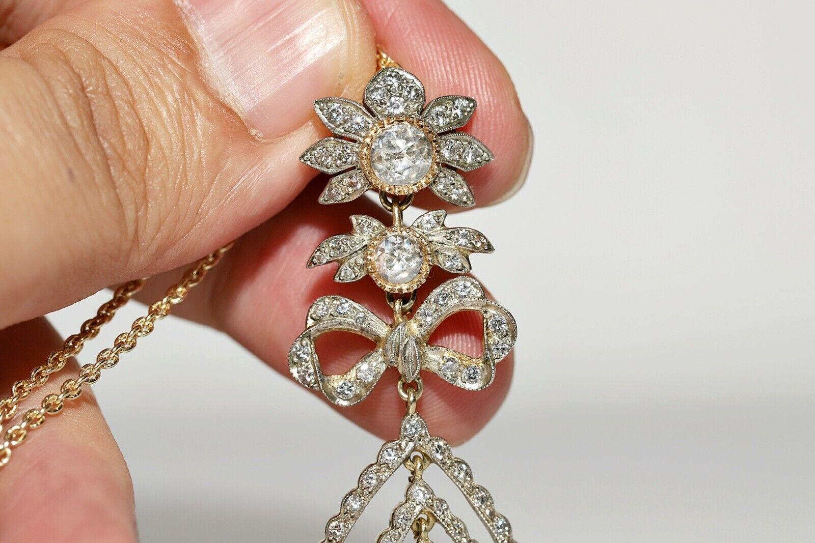 Vintage Circa 1980er Jahre 14k Gold Handgefertigte Halskette mit natürlichem Diamant-Deko-Anhänger, Vintage im Angebot 1