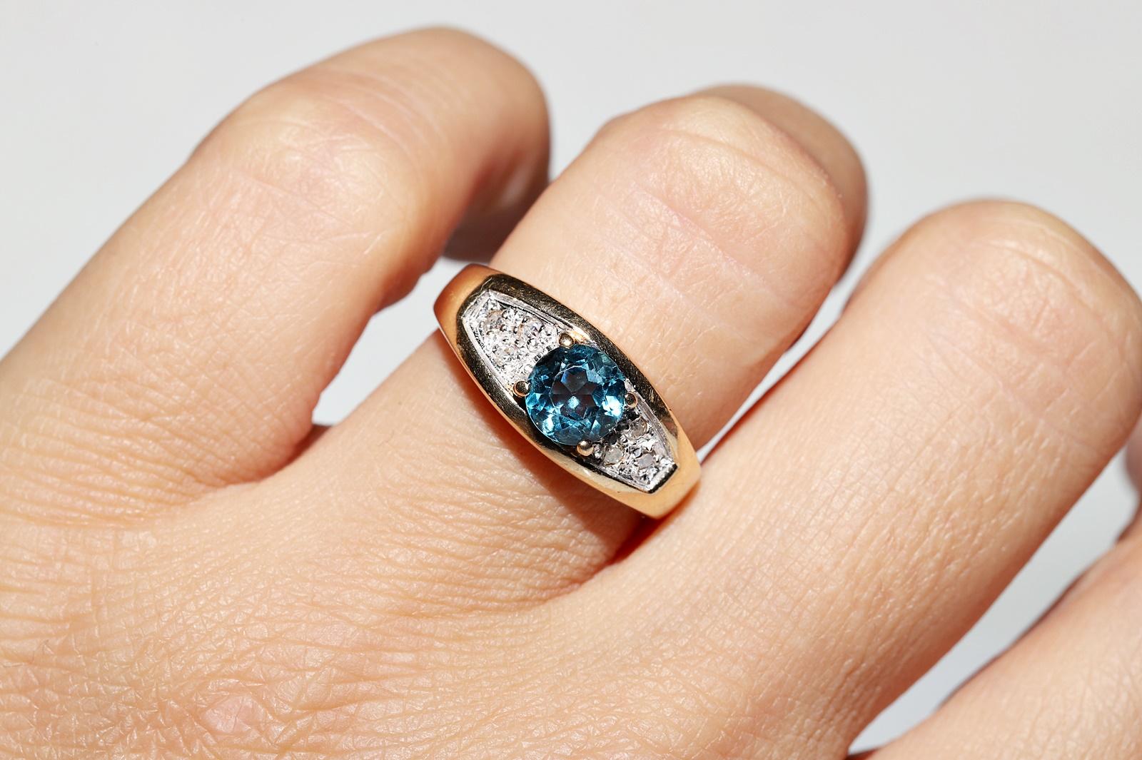 Vintage Circa 1980s 14k Gold Natural Diamond And Blue Topaz Decorated Ring For Sale 7
