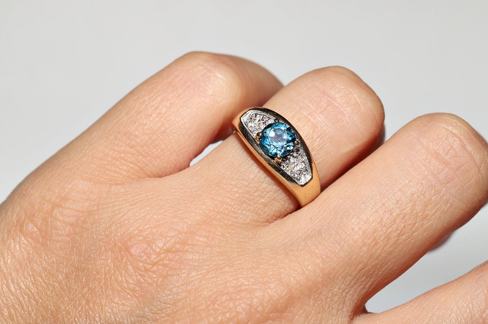 Vintage Circa 1980s 14k Gold Natural Diamond And Blue Topaz Decorated Ring For Sale 9