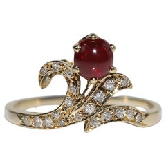 Vintage Circa 1980s 14k Gold Natural Diamond And Cabochon Ruby Decorated Ring