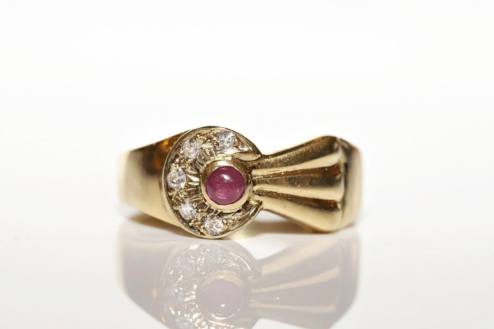 Vintage Circa 1980s 14k Gold Natural Diamond And Cabochon Ruby Ring For Sale 6