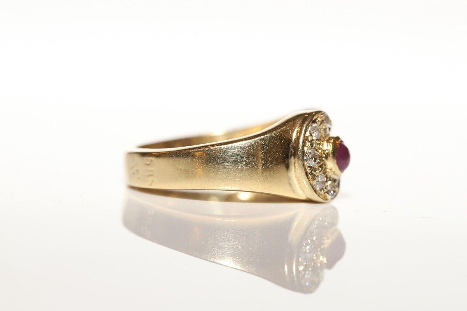 Retro Vintage Circa 1980s 14k Gold Natural Diamond And Cabochon Ruby Ring  For Sale