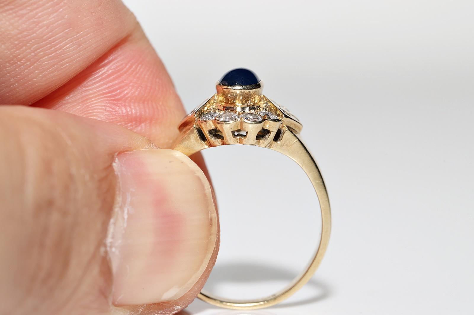 Vintage Circa 1980s 14k Gold Natural Diamond And Cabochon Sapphire  Ring For Sale 5