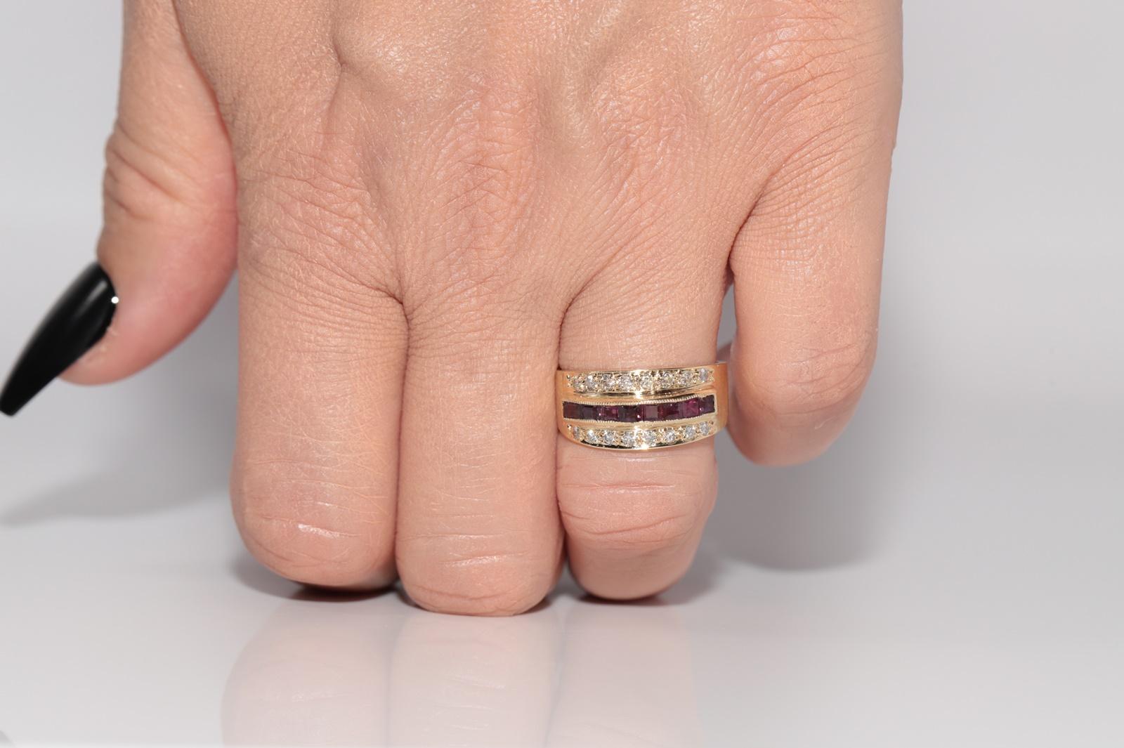 Anello d'oro 14k con diamanti naturali e rubini taglio calibro, vintage, anni '80 circa in vendita 9