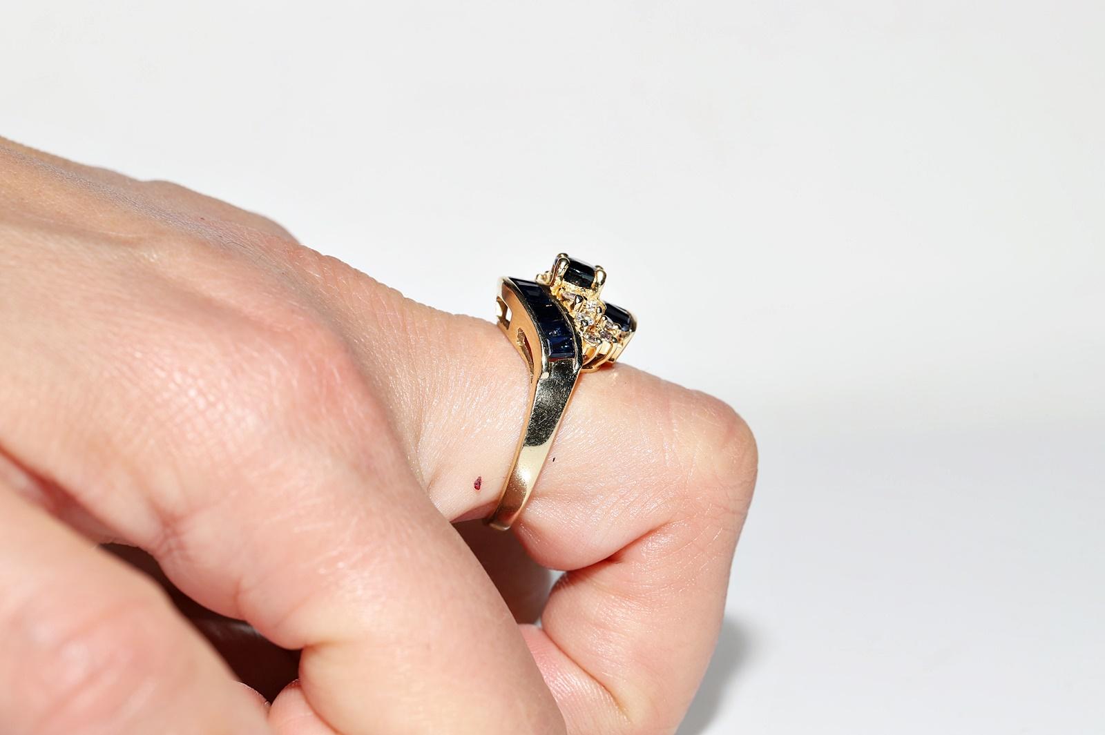 Vintage Circa 1980s 14k Gold Natural Diamond And Caliber Cut Sapphire Ring For Sale 8