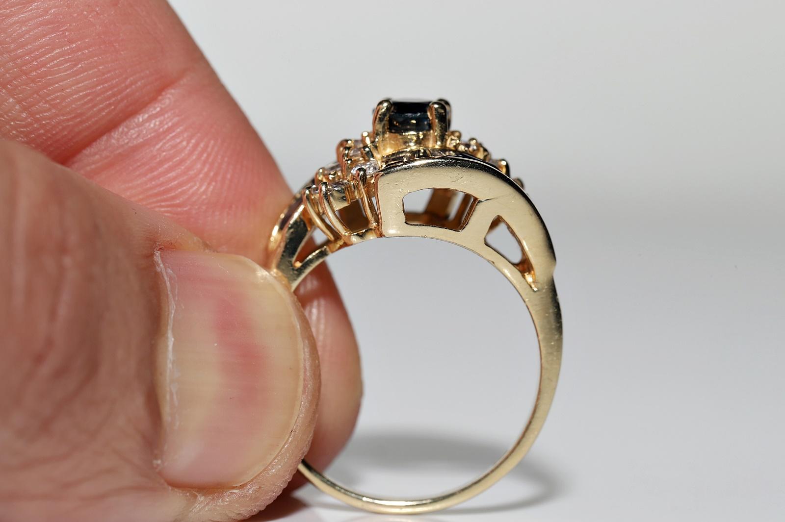 Vintage Circa 1980er Jahre 14k Gold Ring mit natürlichem Diamant und Saphir im Kaliberschliff Damen im Angebot