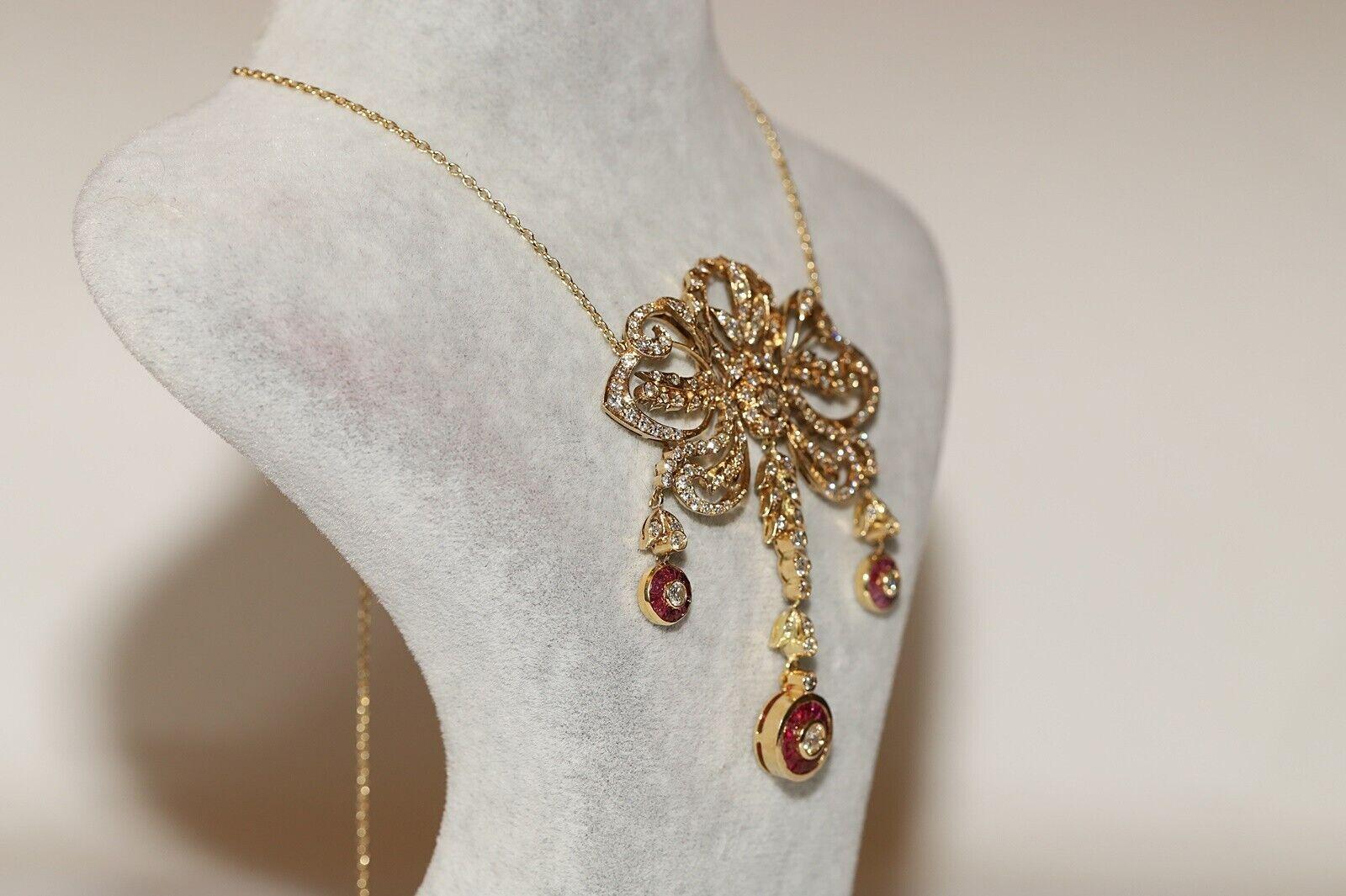 Vintage Circa 1980s 14k Gold Natural Diamond And Caliber Ruby Necklace  For Sale 4