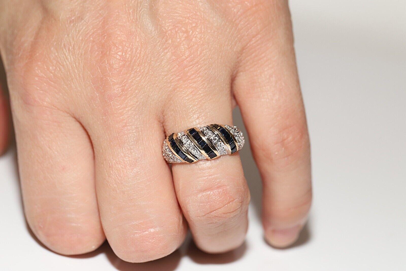 Vintage Circa 1980s 14k Gold Natural Diamond And Caliber Sapphire Ring For Sale 4