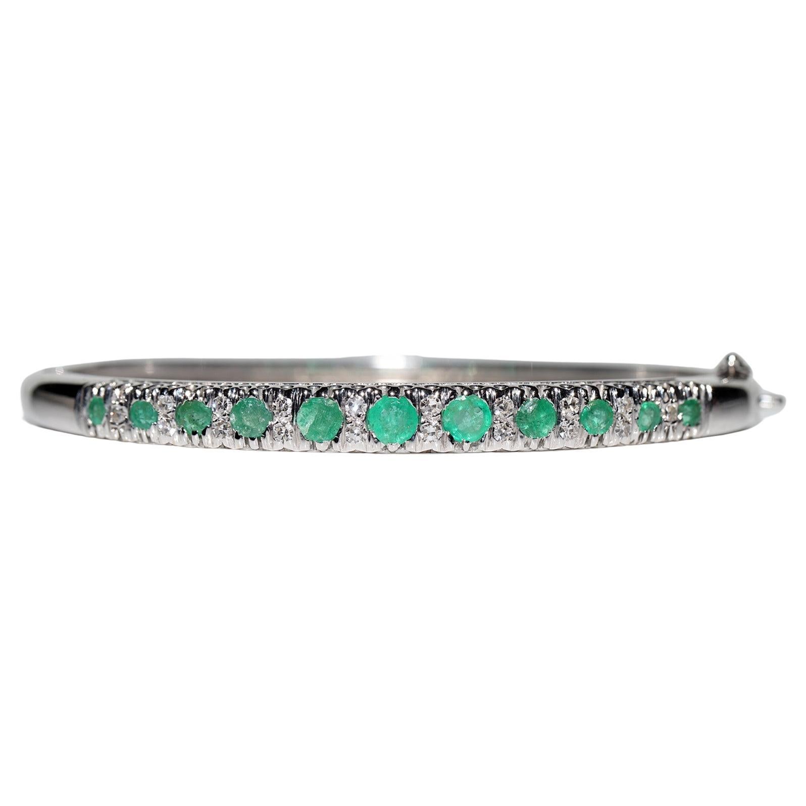 Vintage Circa 1980s 14k Gold Natural Diamond And Emerald Decorated Bracelet  For Sale