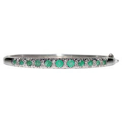 Vintage Circa 1980s 14k Gold Natural Diamond And Emerald Decorated Bracelet 