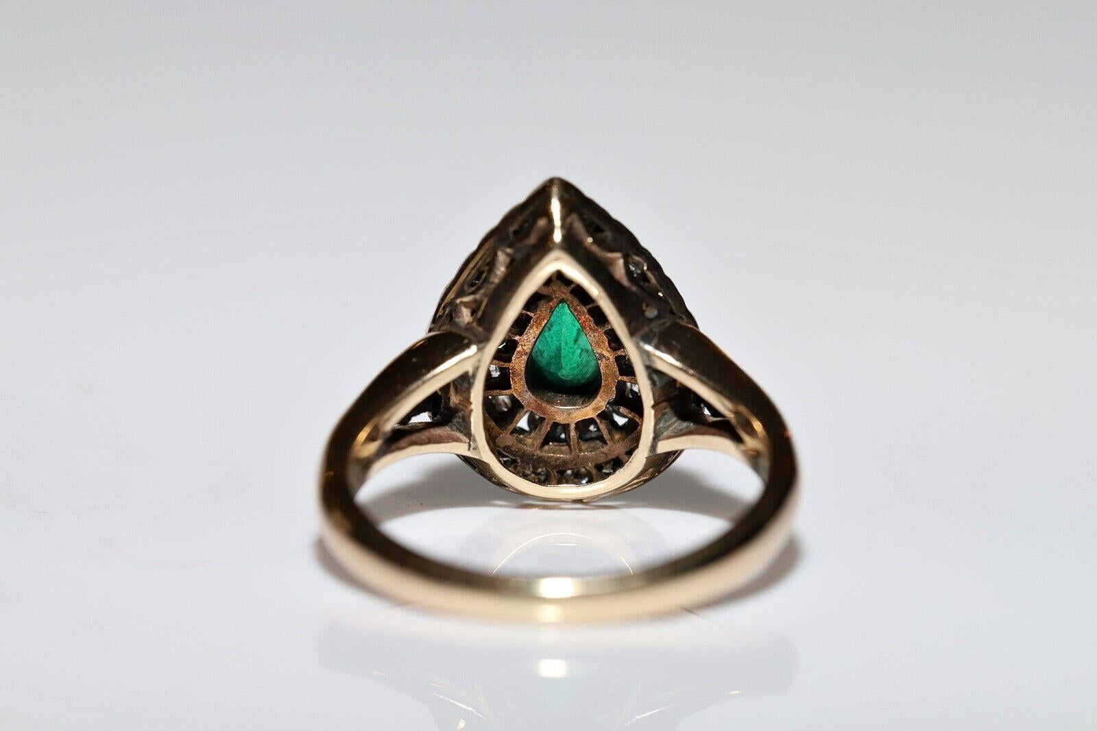 Vintage Circa 1980s 14k Gold Natural Diamond And Emerald Decorated Drop Ring For Sale 4