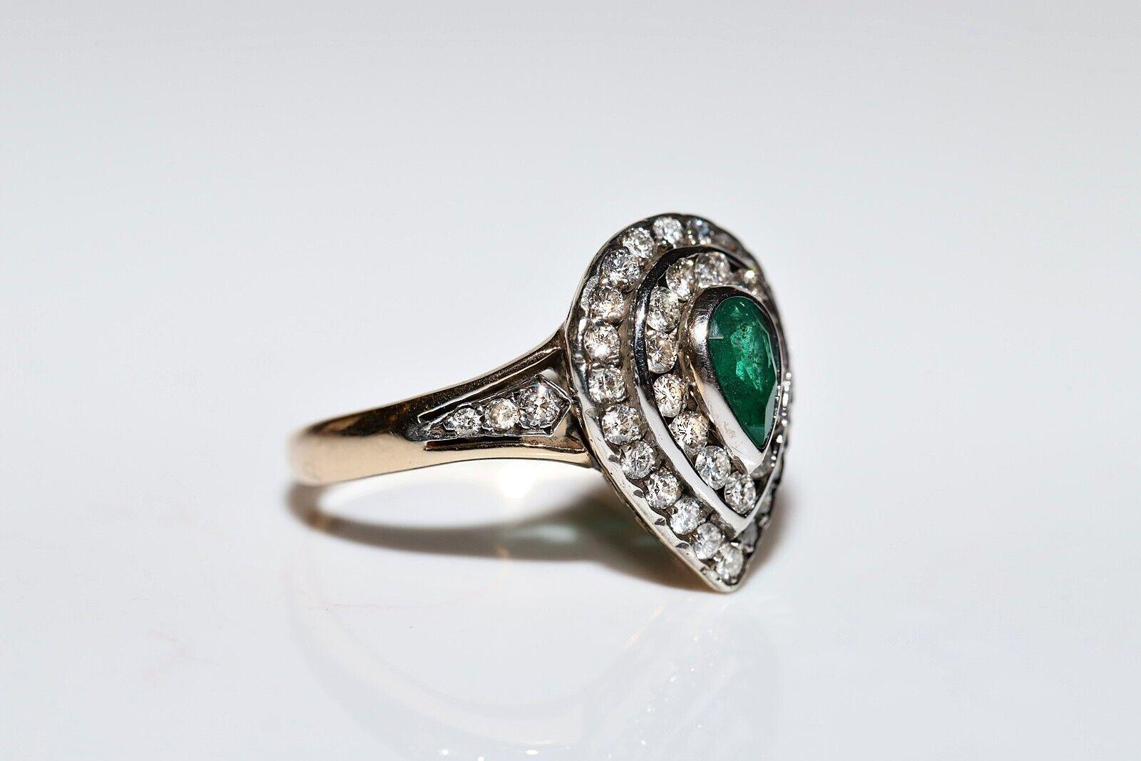 Vintage Circa 1980s 14k Gold Natural Diamond And Emerald Decorated Drop Ring In Good Condition For Sale In Fatih/İstanbul, 34