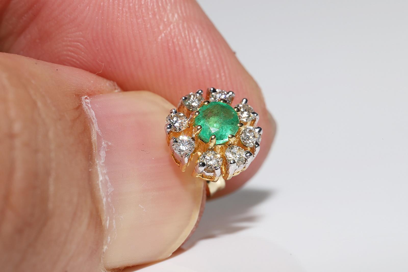 Vintage  Circa 1980s 14k Gold Natural Diamond And Emerald Decorated Earring For Sale 5