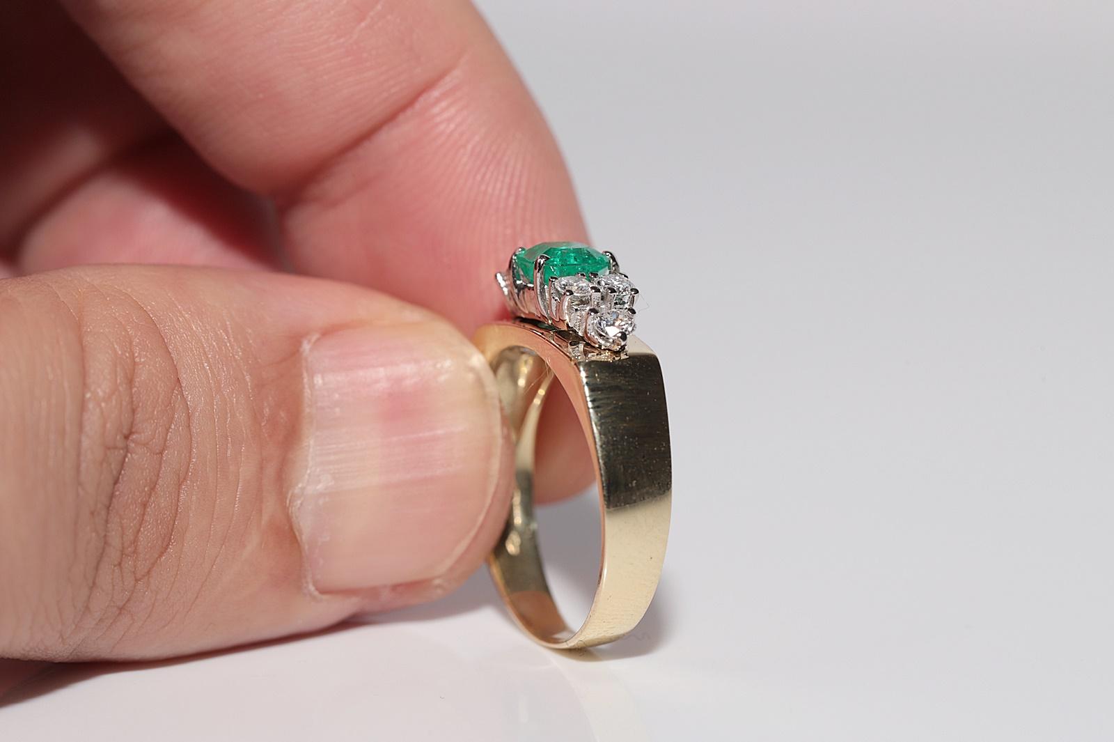 Vintage Circa 1980s 14k Gold Natural Diamond And Emerald Decorated Ring For Sale 7