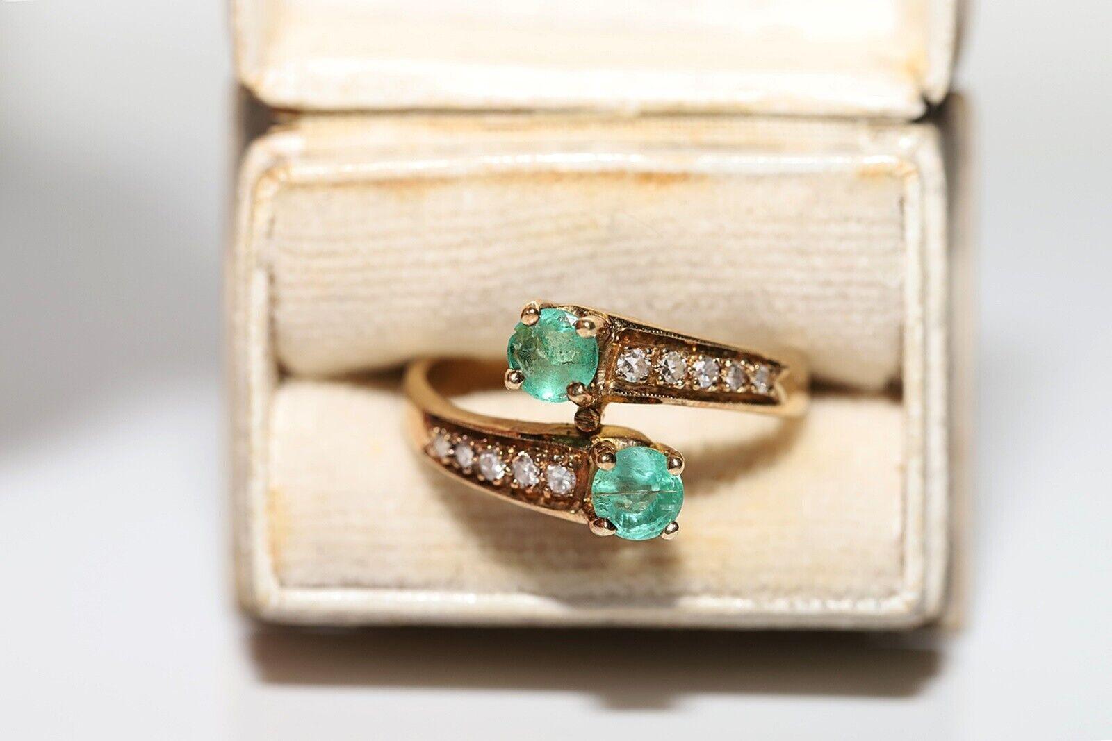 In very good condition.
Total weight is 3.5 grams.
Totally is diamond 0.20 carat.
The diamond is has H color and vs-s1.
Totally is emerald 0.50 carat.
Ring size is US 7.5
We can make any size.
Box is not included.
Please contact for any questions.