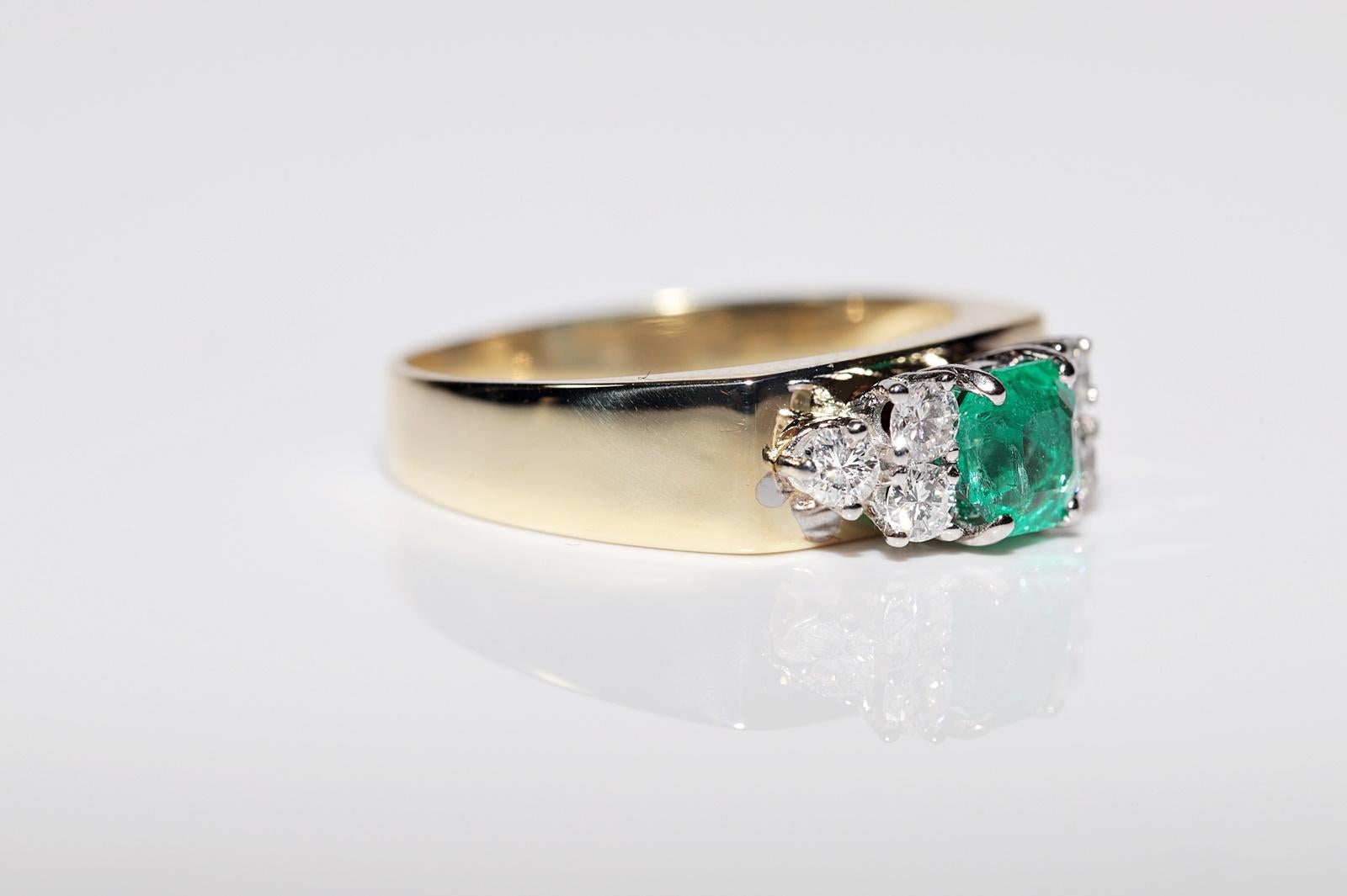 Women's Vintage Circa 1980s 14k Gold Natural Diamond And Emerald Decorated Ring For Sale