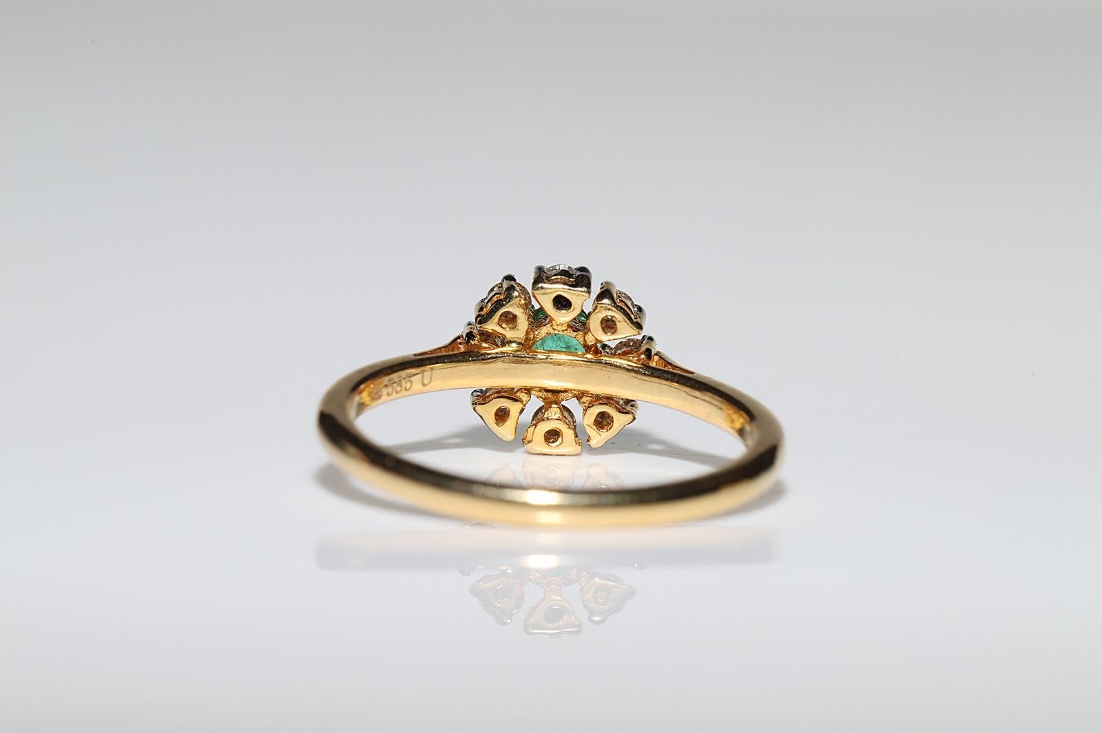 Vintage Circa 1980s 14k Gold Natural Diamond And Emerald Decorated Ring For Sale 1