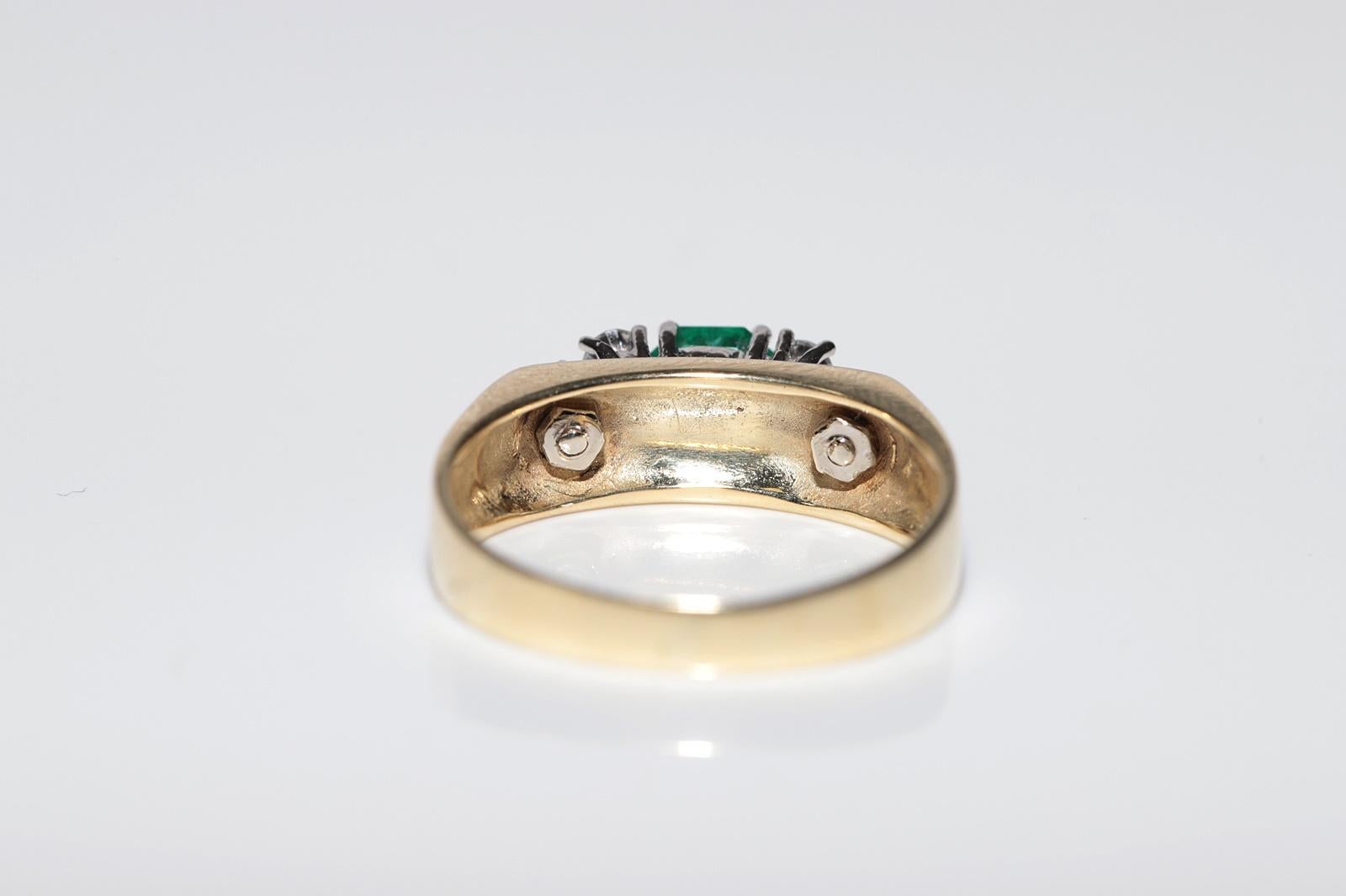 Vintage Circa 1980s 14k Gold Natural Diamond And Emerald Decorated Ring For Sale 1