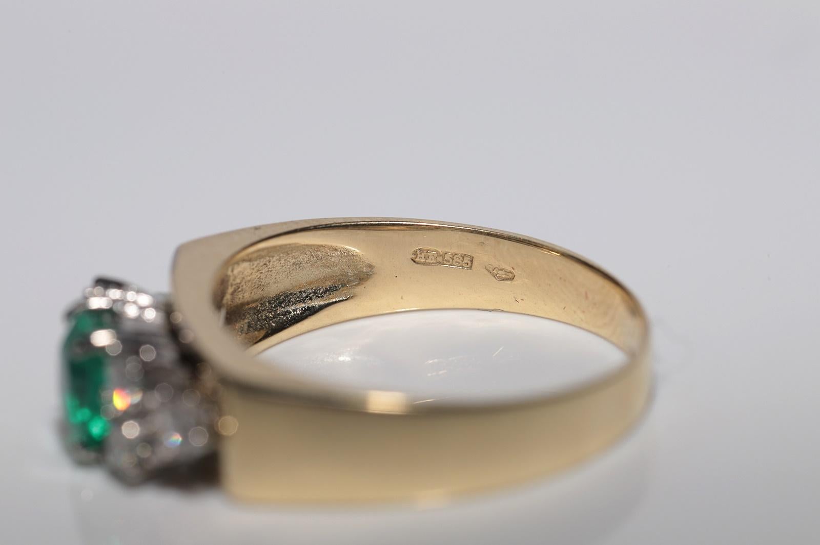 Vintage Circa 1980s 14k Gold Natural Diamond And Emerald Decorated Ring For Sale 3
