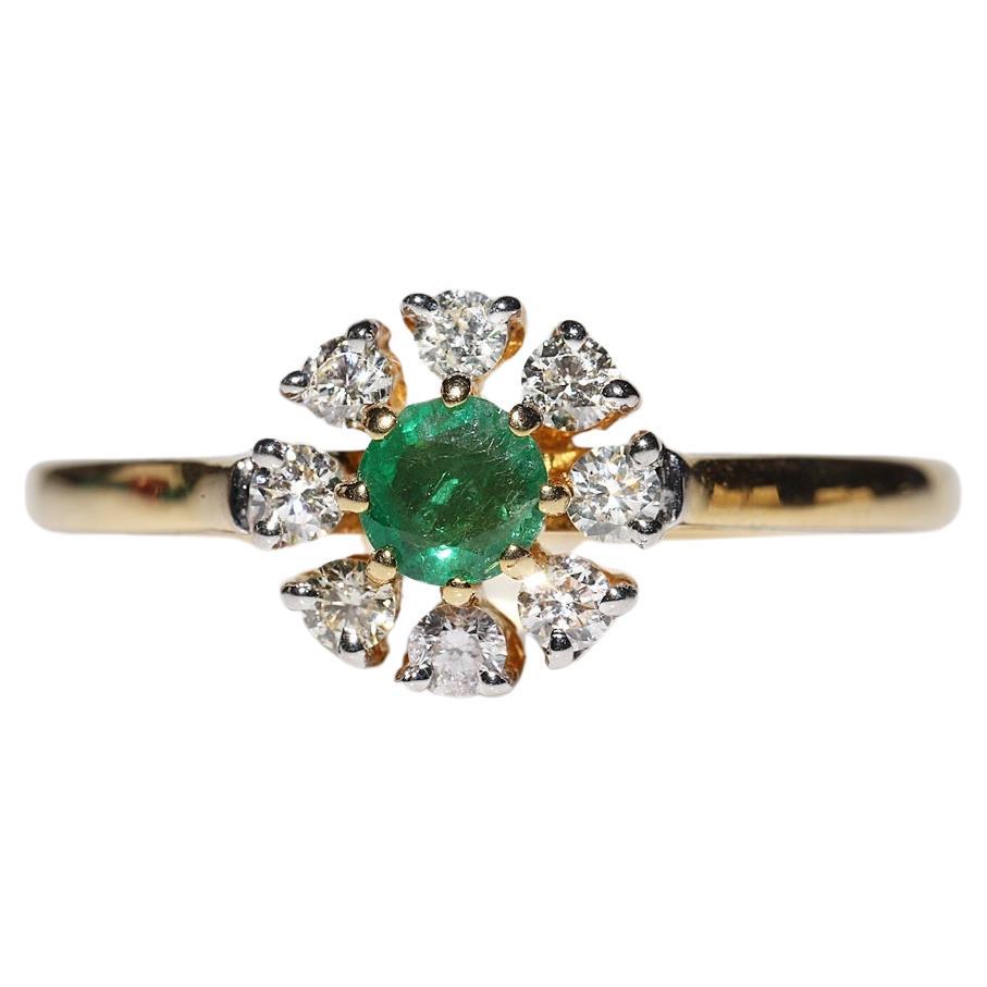 Vintage Circa 1980s 14k Gold Natural Diamond And Emerald Decorated Ring For Sale