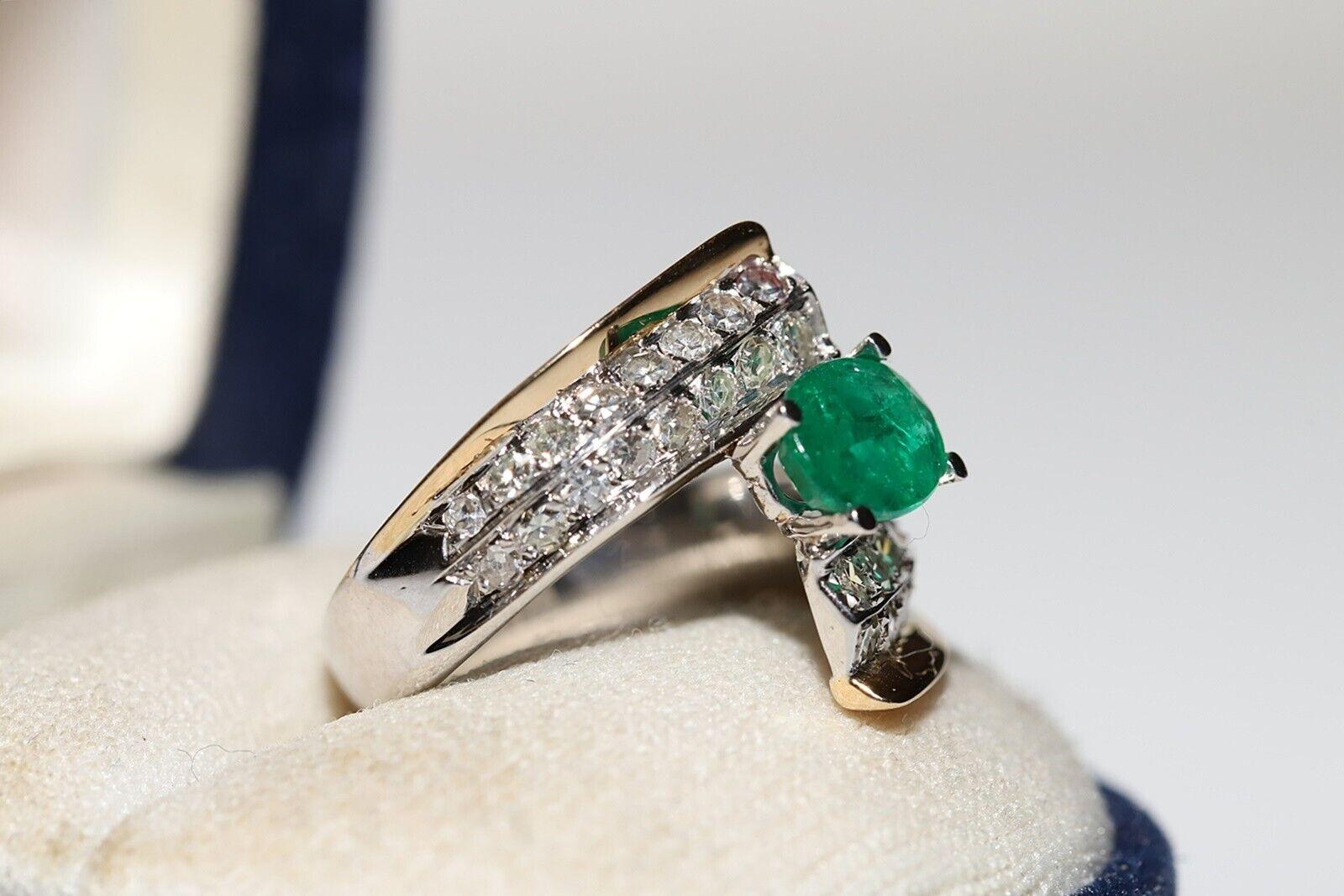 Vintage Circa 1980er Jahre 14k Gold natürlicher Diamant und Smaragd starker Tank-Ring (Retro) im Angebot