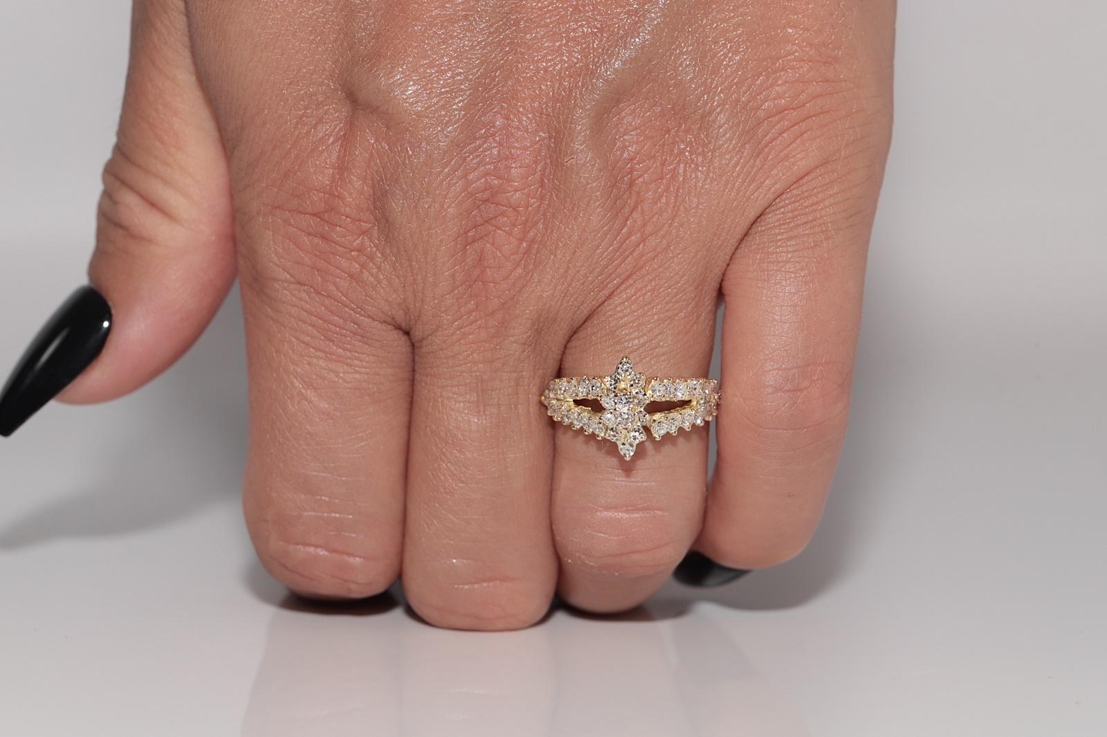 Vintage Circa 1980s 14k Gold Natural Diamond And Navette Ring For Sale 7