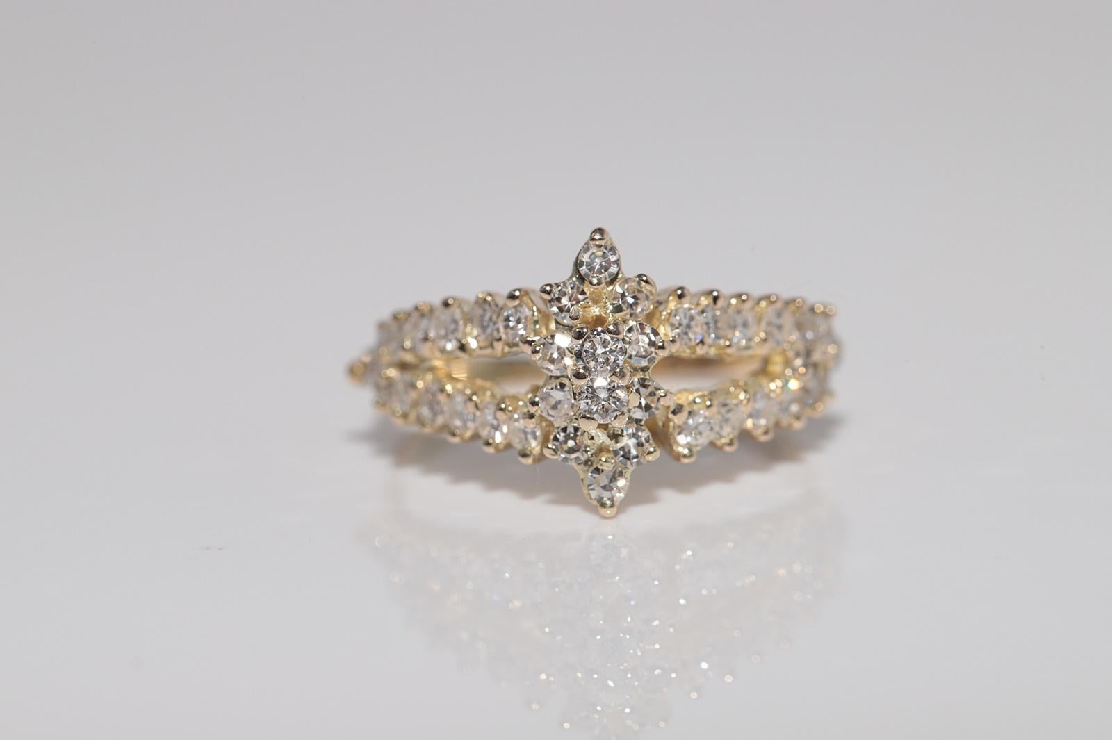 Vintage CIRCA 1980s 14k Gold Natürlicher Diamant und Navette Ring (Brillantschliff) im Angebot