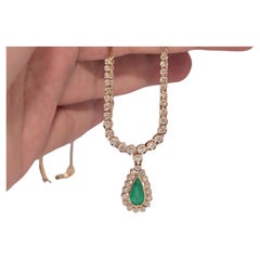 Vintage Circa 1980s 14k Gold Natural Diamond And Pear Cut Emerald  Necklace