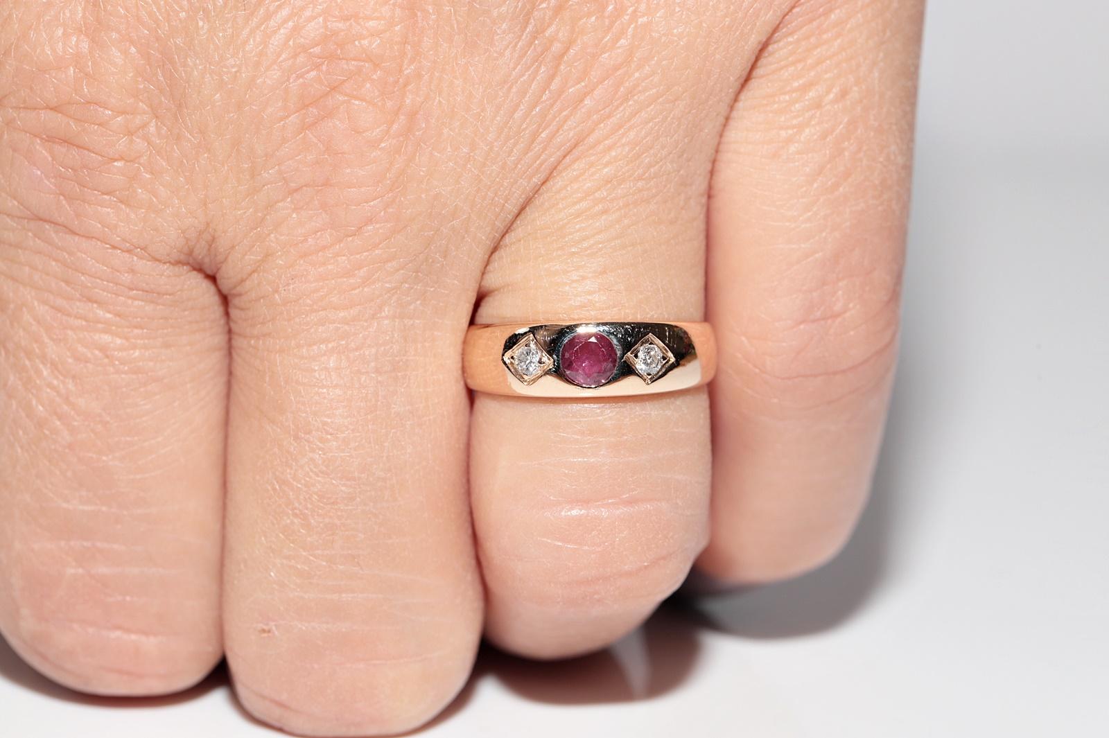 Vintage Circa 1980s 14k Gold Natural Diamond And Ruby Decorated Band Ring For Sale 7