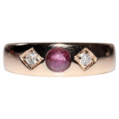 Vintage Circa 1980s 14k Gold Natural Diamond And Ruby Decorated Band Ring