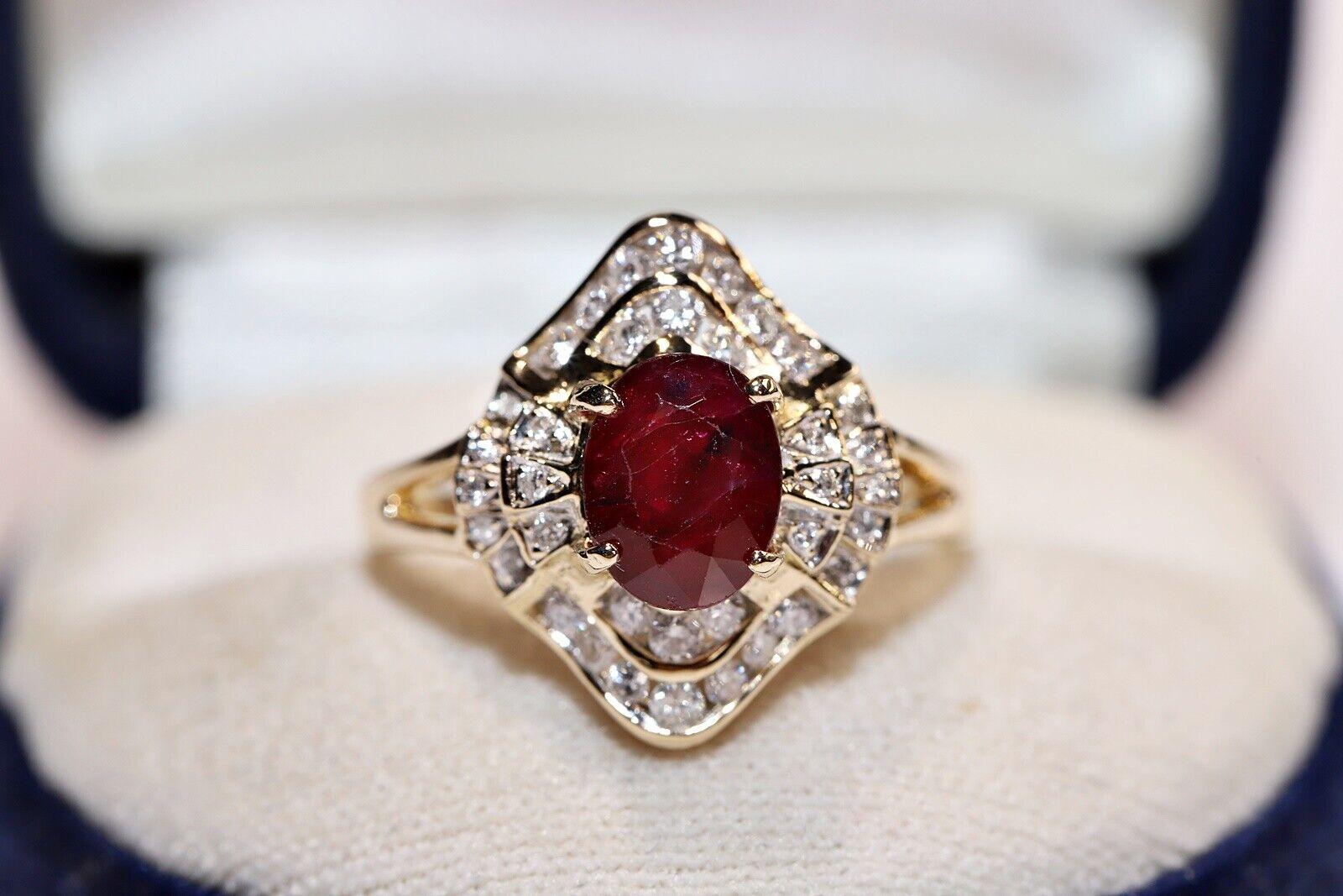 Vintage Circa 1980s 14k Gold Natural Diamond And Ruby Decorated Navette Ring For Sale 7