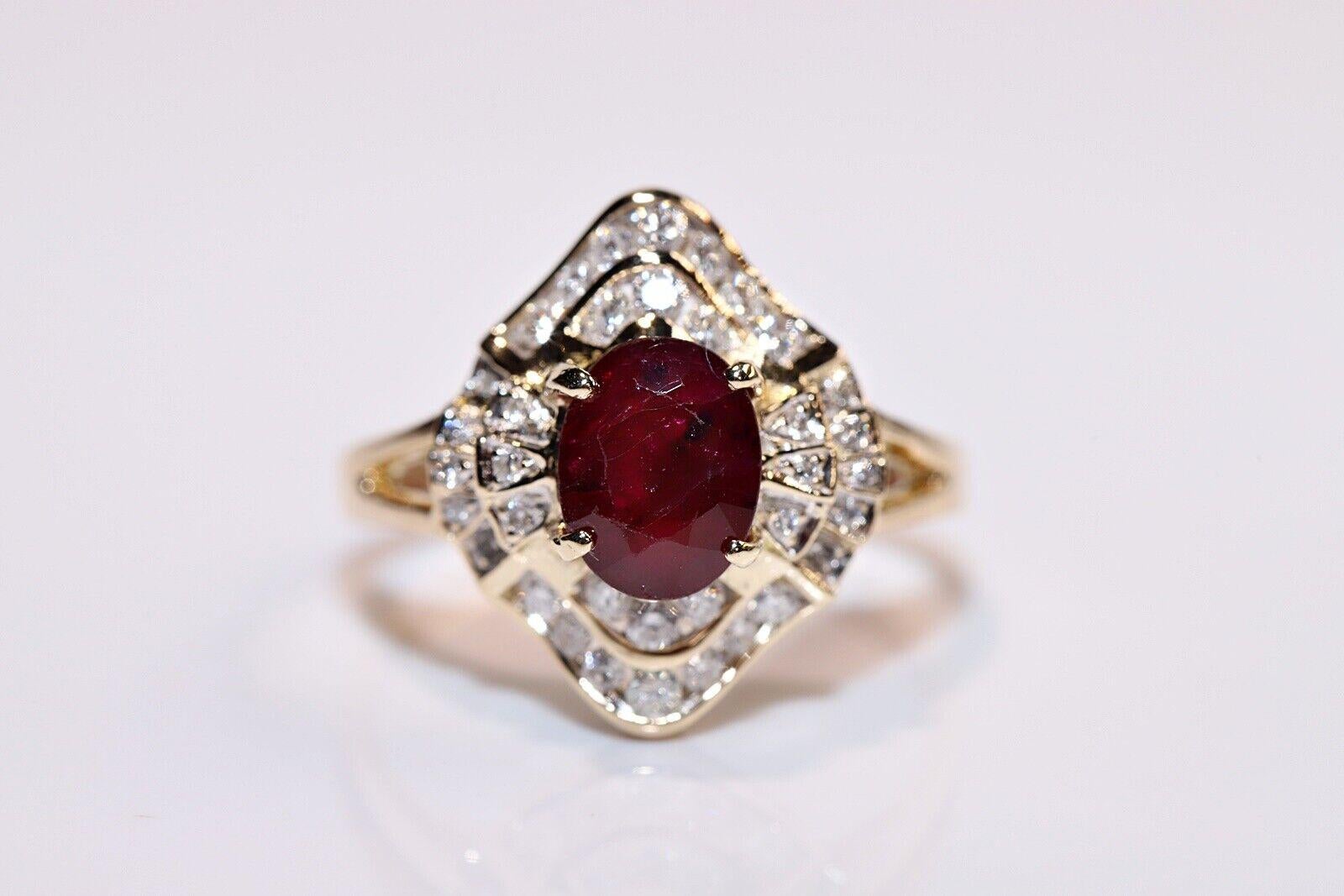 Brilliant Cut Vintage Circa 1980s 14k Gold Natural Diamond And Ruby Decorated Navette Ring For Sale