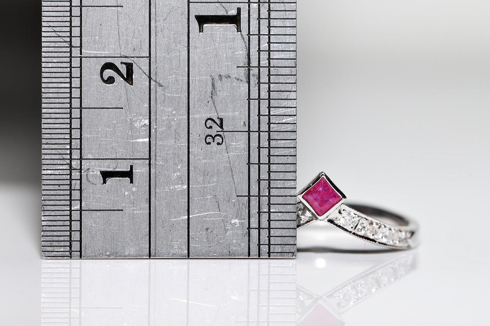 Anello decorato con diamanti naturali e rubini in oro 14k, CIRCA 1980 in vendita 4