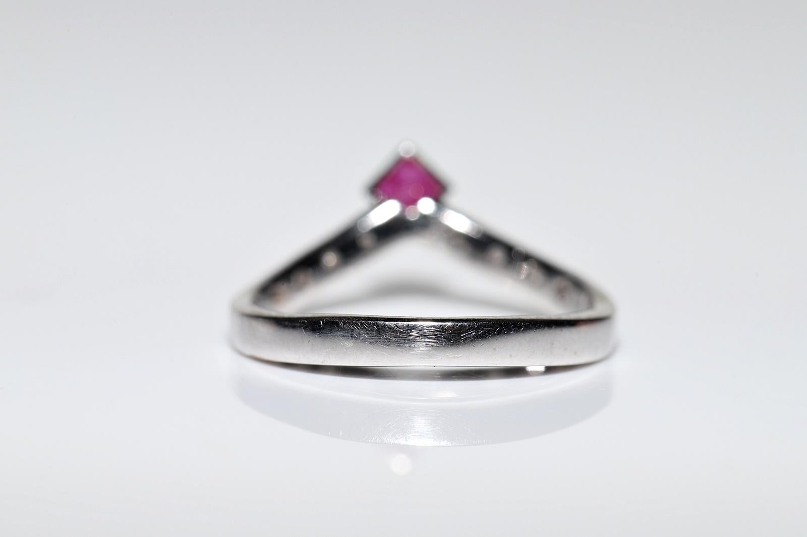 Anello decorato con diamanti naturali e rubini in oro 14k, CIRCA 1980 in vendita 8