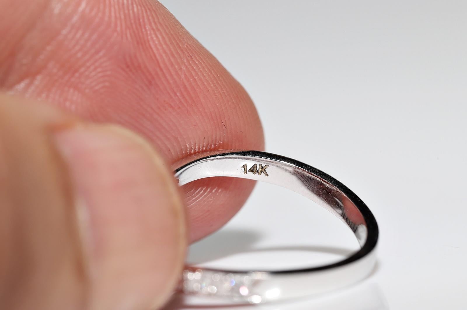 Anello decorato con diamanti naturali e rubini in oro 14k, CIRCA 1980 in vendita 3