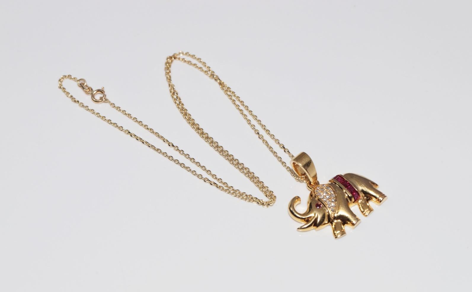 Collana Elefante in oro 14k con diamanti naturali e rubini, vintage, circa anni '80 in vendita 9