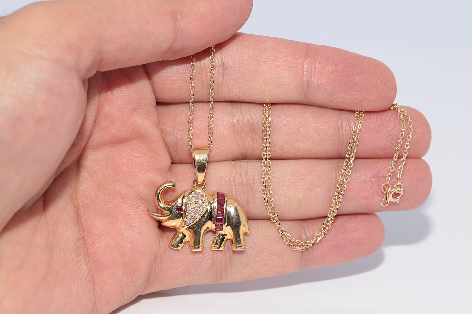 Collana Elefante in oro 14k con diamanti naturali e rubini, vintage, circa anni '80 in vendita 2