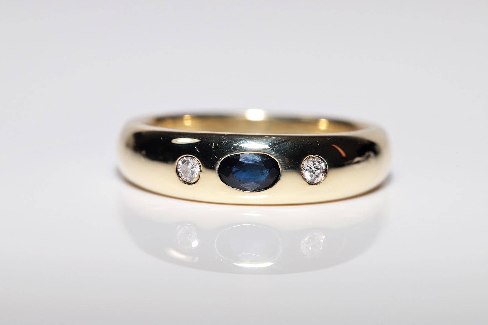 Vintage Circa 1980er Jahre 14k Gold Natürlicher Diamant und Saphir Dekorierter Ring (Brillantschliff) im Angebot