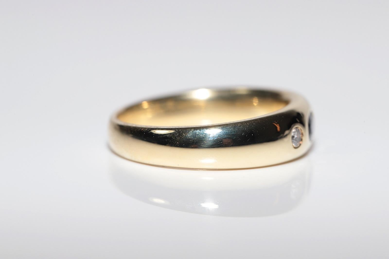 Vintage Circa 1980er Jahre 14k Gold Natürlicher Diamant und Saphir Dekorierter Ring Damen im Angebot